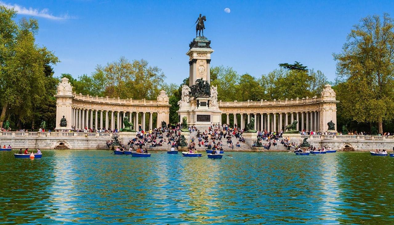 Petit House City Center Madrid Exterior photo